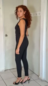 Adelina N., edecán AA mexicana en Cancún