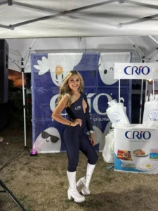 Andrea G., edecán AA mexicana en Mérida