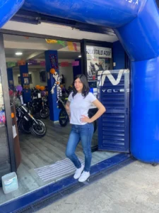 Barbara A., edecán AA mexicana en CDMX