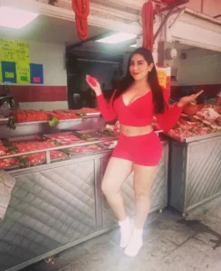 Diana P., edecán AA mexicana en CDMX