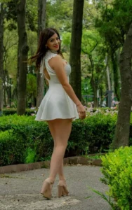 Elizabeth C., edecán AA mexicana en CDMX