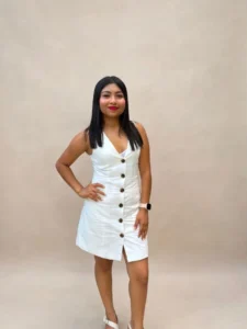 Esmeralda C., edecán AA mexicana en Mérida