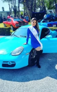 Pao V., edecán AA mexicana en Puebla