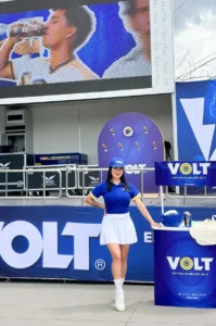 Ziomara R., edecán AA mexicana en CDMX