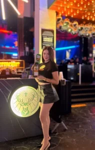 Abigail A., edecán AAA mexicana en Cancún