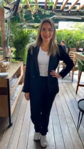 Arianna B., edecán AAA mexicana en CDMX