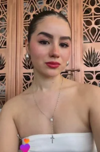 Macarena D., edecán AAA mexicana en CDMX