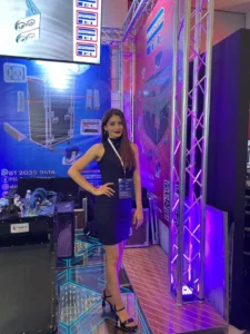 Natalia P., edecán AAA mexicana en CDMX