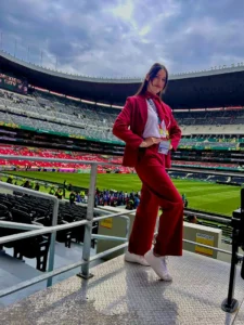 Valeria D., edecán AAA mexicana bilingüe en CDMX