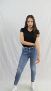 Violeta K., edecán AAA mexicana en CDMX