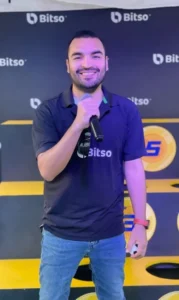 Juan Carlos R., gio AAA mexicano en Monterrey